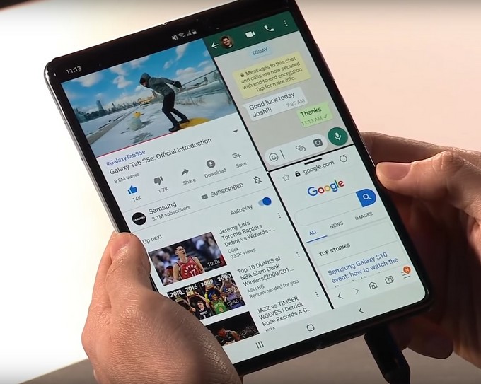 Multitasking Galaxy Fold